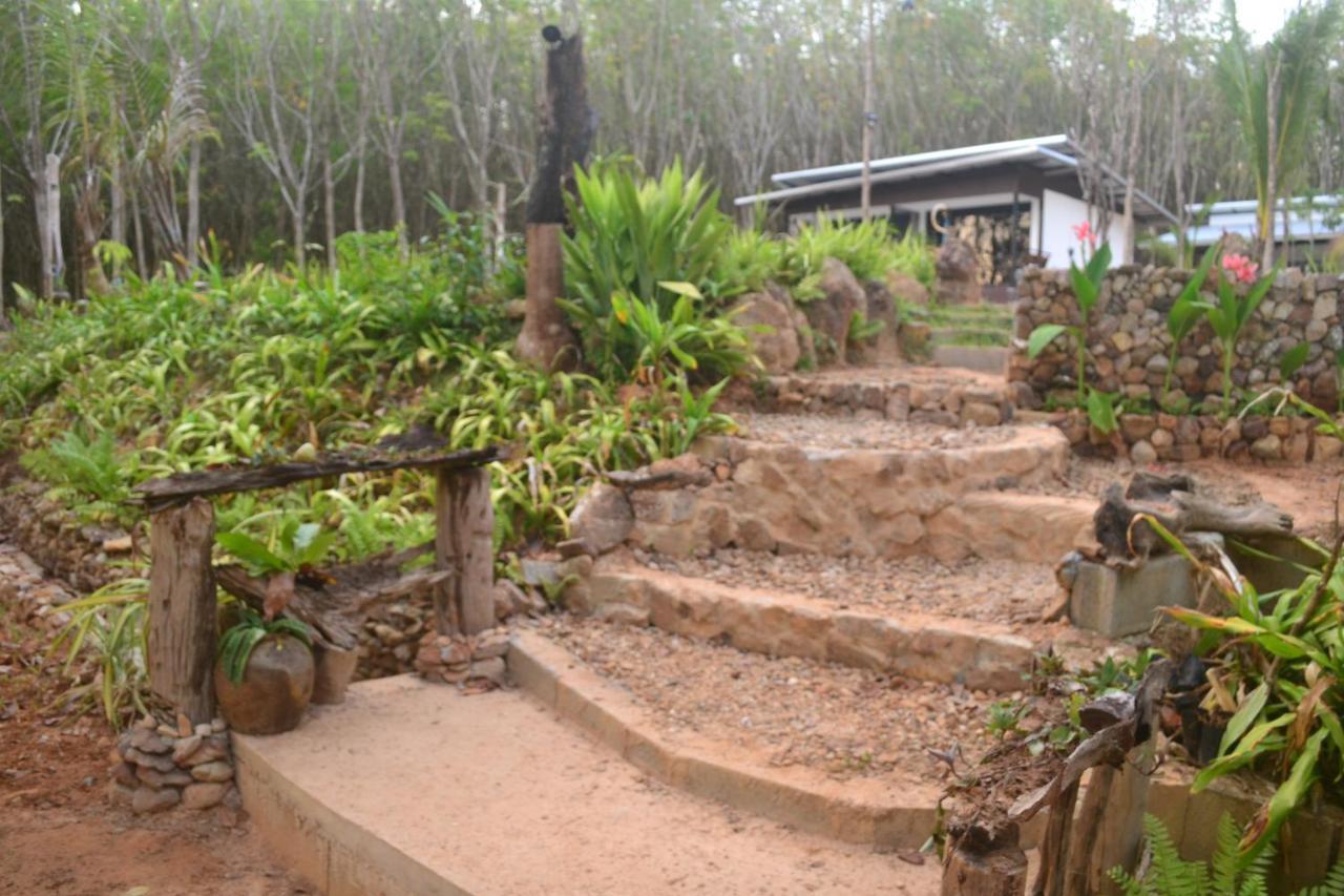 Camp Hadee Koh Yao Noi Hotel Exterior photo