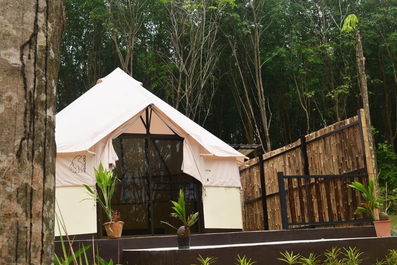 Camp Hadee Koh Yao Noi Hotel Exterior photo